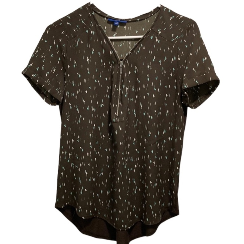 Apt. 9 Top